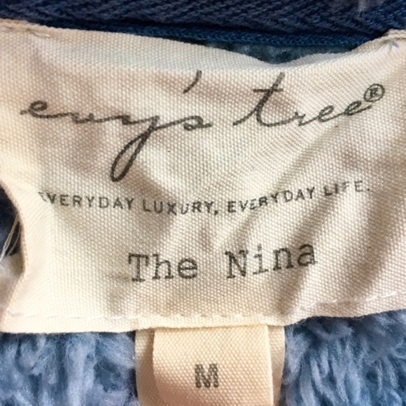 Evy’s Tree Nina Sherpa in Storm Blue - Picture 2 of 3